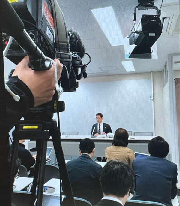 一審の有罪判決後に行われた記者会見。京子さんの主任弁護人である秋田真志弁護士は「高裁では絶対に覆します」とその決意を語った（筆者撮影）