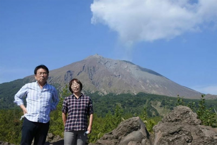 2021年、鹿児島の桜島を旅したときのスナップ（遺族提供）