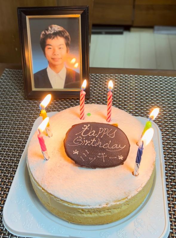 2023年8月3日、家族は樹生さんの24回目の誕生日を祝った（遺族提供）
