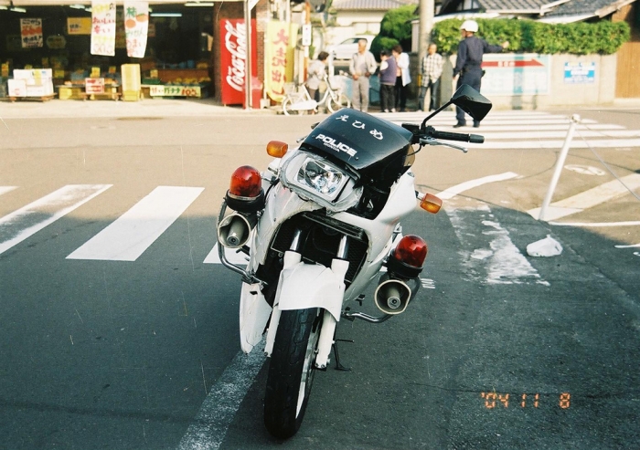 2004年11月に発生した『愛媛白バイ事件』、事故直後の現場（被害者提供）
